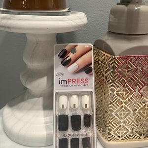 Bundle of 5 press on nails